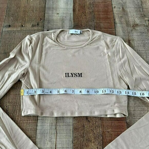 Adika tan longsleeve Ilysm crop top women's medium - Picture 4 of 7
